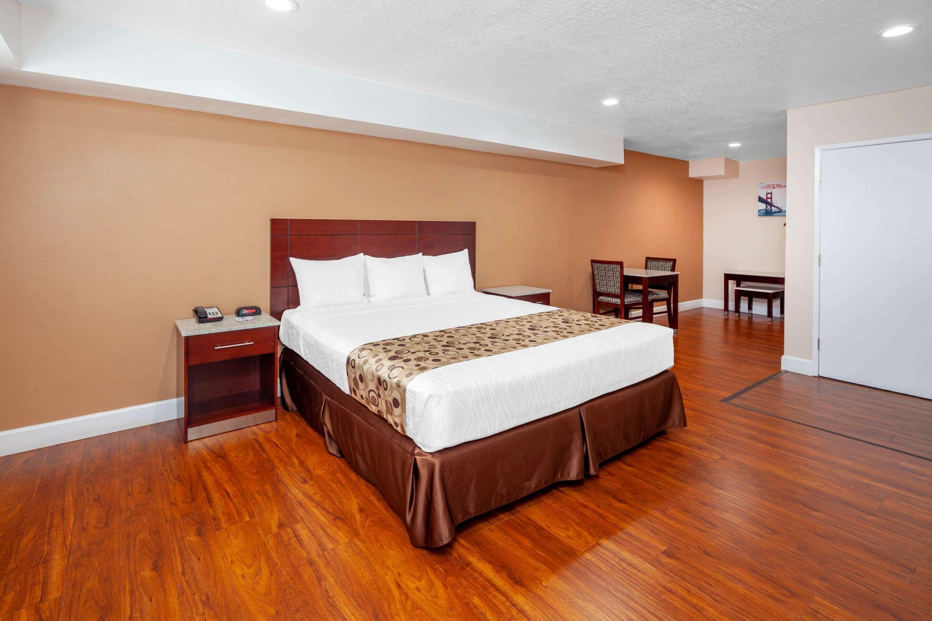 Travelodge By Wyndham Harbor City Los Angeles Esterno foto